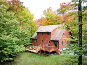 Driftland Cabin – hot tub, pizza oven, kayak