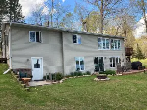 Waterfront Lake House , Crane Lake,  Pickerel WI. See Our Video!