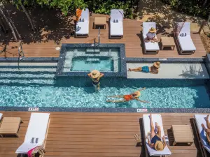 Vida Cayman Luxury Boutique Eco Hotel