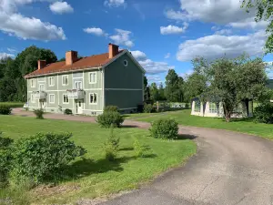 The Green House Guesthouse