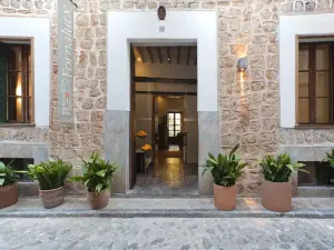 Fornalutx Petit Hotel - Bed & Breakfast