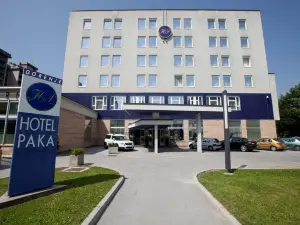 Hotel Paka