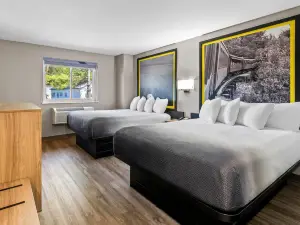 Super 8 by Wyndham Lewiston Auburn Area