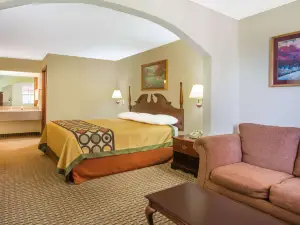 Super 8 by Wyndham Cabot
