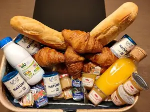Gîte "La Bulle de Léna" Avec Petit-déjeuner Garage et Parking