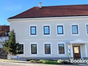 Zöchbauer Gästehaus - Hotel Garni