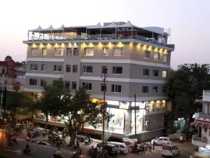 Hotel City Crown