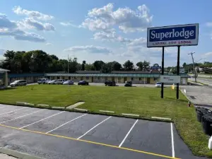 Superlodge