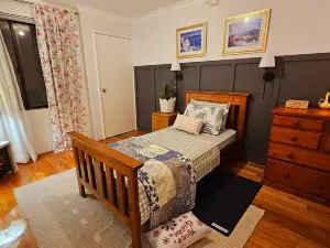 Joyful Living, Stylish Comfort Near Perth’s Best Attractions!