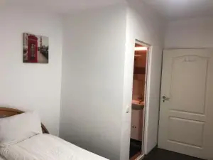 Casa Barza