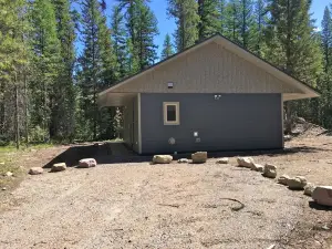 Stunning Cabin Bordering Glacier National Park/Flathead River on 9 Acres!!!