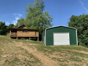 Peaceful Cabin in Woods