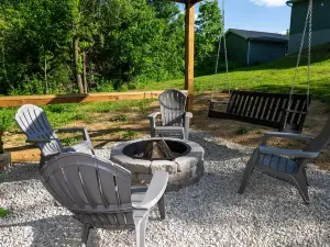 The Retreat 20 miles from Red River Gorge