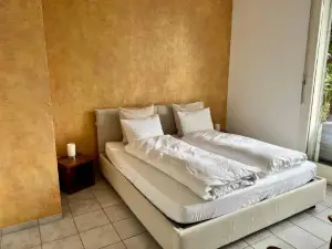 Wohnung mit Aussicht auf Lago Maggiore & Pool