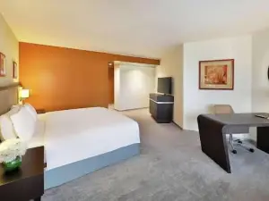 Soild Worth Hotel