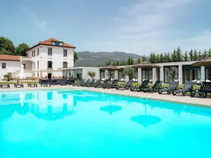 Borralha Hotel