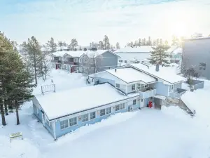 Kuukkeli Apartments