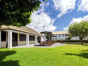 Airport Gateway Motor Lodge