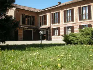 ดานอนนาคาร์ลา