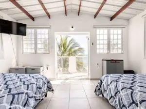 Beachfront Full House