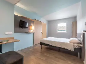 이비스 버짓 씨부르 생 장 드 루즈