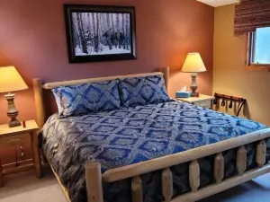 Cable Townhome #3 Condo