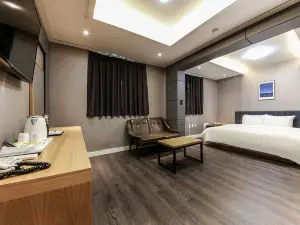 Suncheon Sloth Hotel