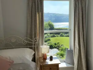 Riverside Idyll - the Perfect Cornish Sanctuary