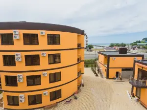 Golden Sunrise Hotel