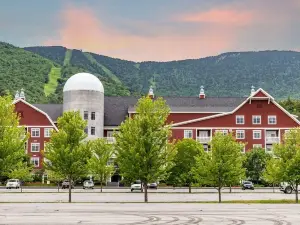 Robinson Cabin 3 Bedroom Cabin by RedAwning