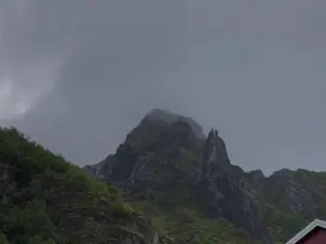 Koselig Studioleilighet I Svolvær - Lofoten Ved Svolværgeita, Djevelporten