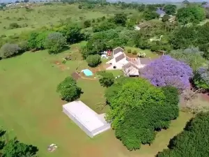 크레스트 팜 - 자가 요리 2베드룸, 와이파이, 전망, 수영장