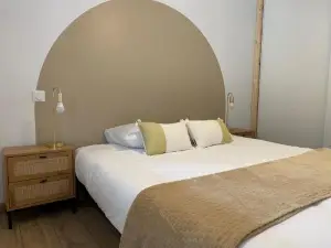 Charmante Maison Lumineuse, Chaleureuse et Confortable