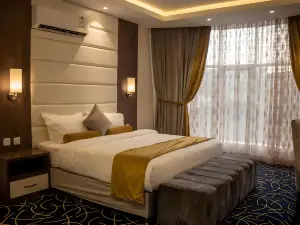 The Palace Hotel Suites - Al Badea