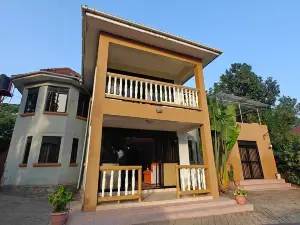 Entebbe Coffee Lodge