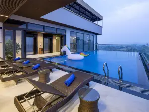 Khách sạn Miracle Luxury