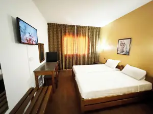 Hotel Tej