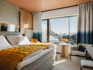 斯堪迪克碼頭69°39酒店