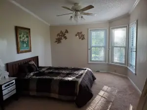 Fisherman, Traveling Workers and Vactioners love the Barefoot Retreat