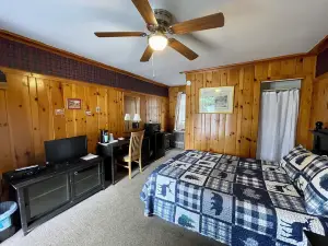 เมาน์เทน บรูค ลอดจ์