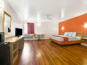 Motel 6 Beaver, UT