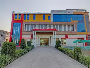 Capital O Kanha Resort