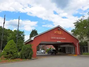 Sturbridge Host Hotel and Conference Center