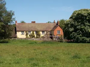 The Red Lion Hotel