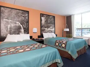 Super 8 by Wyndham Black Mountain