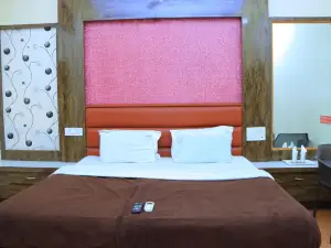 Mayura Lodge Residency