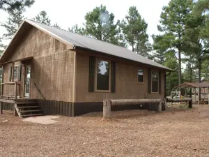 Crosscut Cabins- Minutes from Lake, River, & Diamond Mine! Private Hiking Trail!