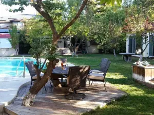 Hidden Oasis with pool and garden