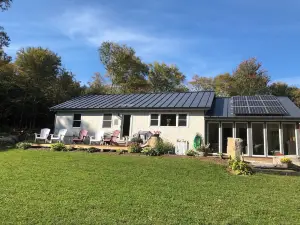 Guest House surrounded by national forest
