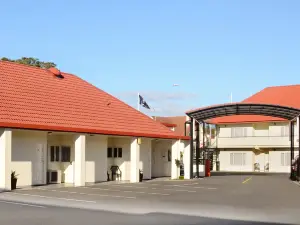 บรูมฮ์ไฮจท์โมเต็ล